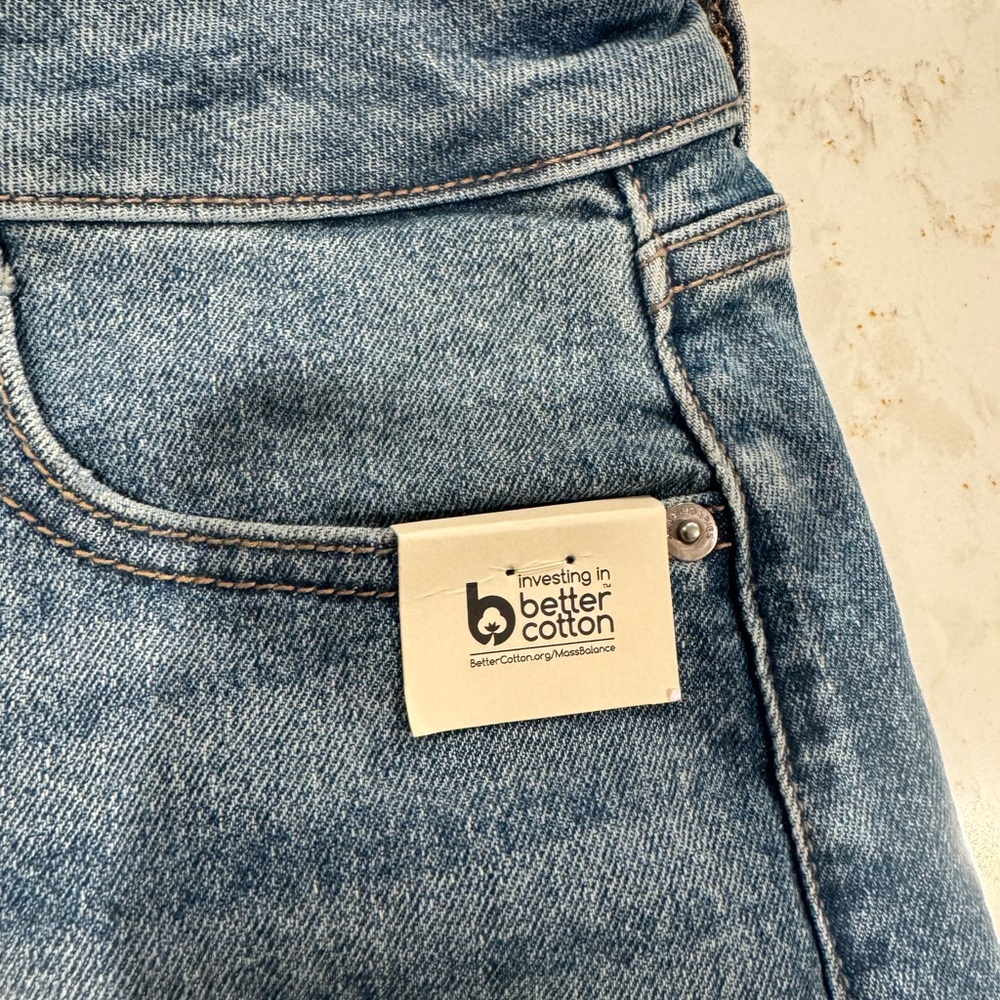 No Boundaries High Waist‎ Denim Cuffed Hem Shorts - Classic Blue NWT NEW - Picture 4 of 7